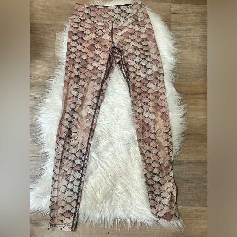 Eagle Rock Werkshop Gold Scales Full Length Triathlon Leggings View 5